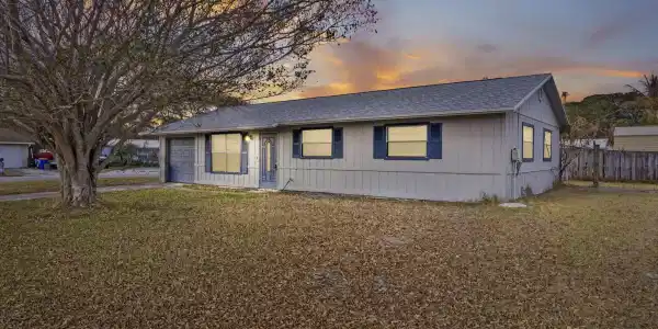 1753 SW 32nd Terrace SW