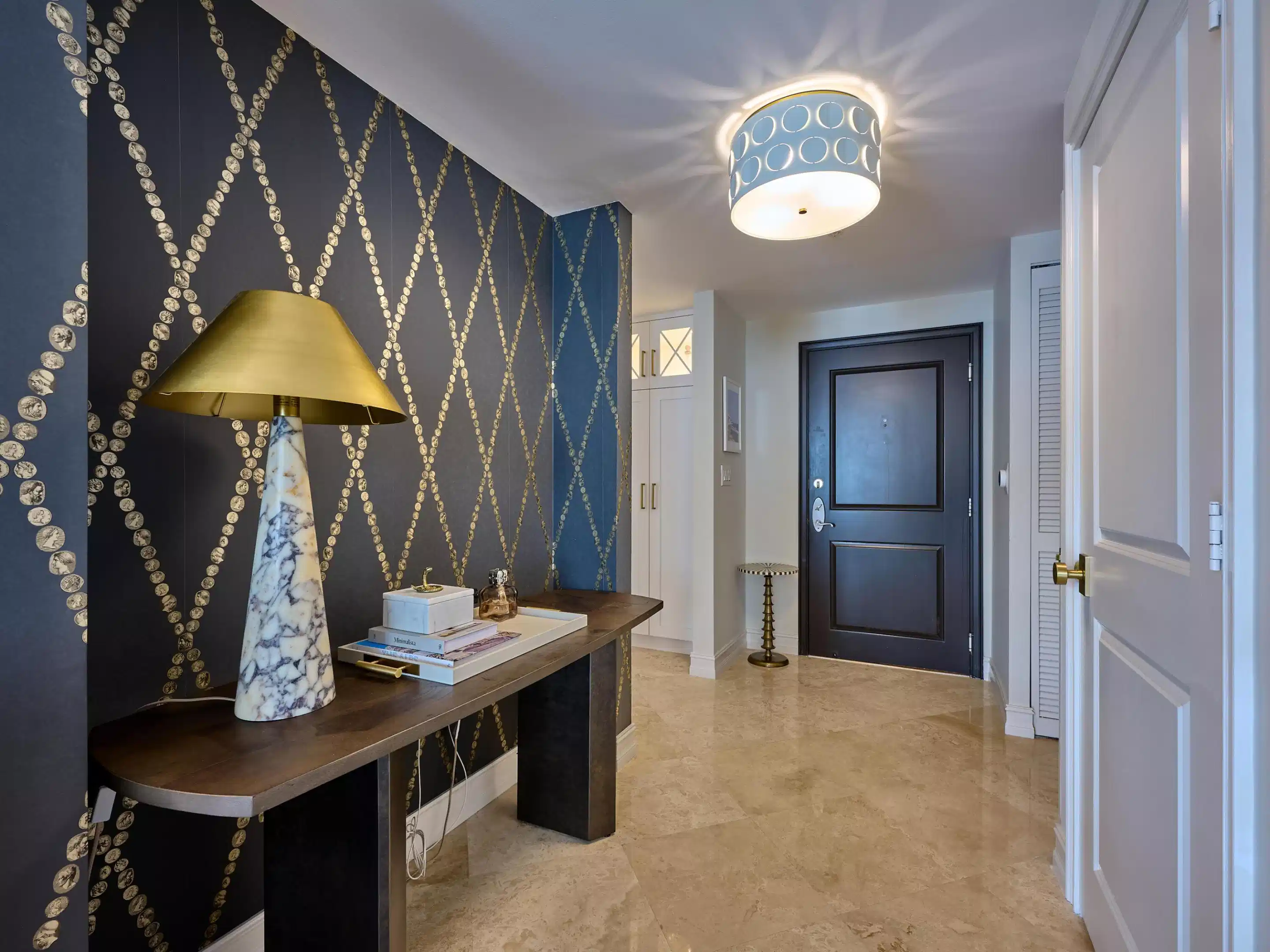 Image 1: Foyer