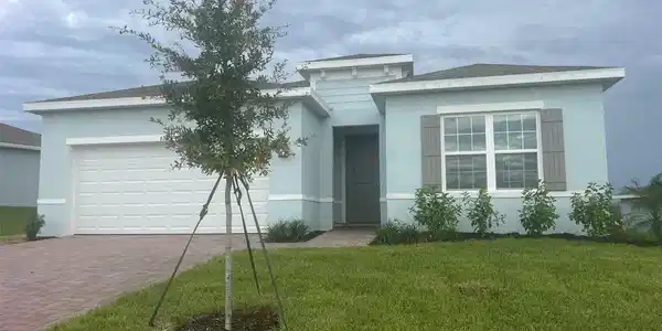 6746 RUMINE CIRCLE