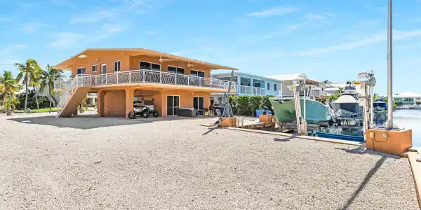 102 Porto Vista Court