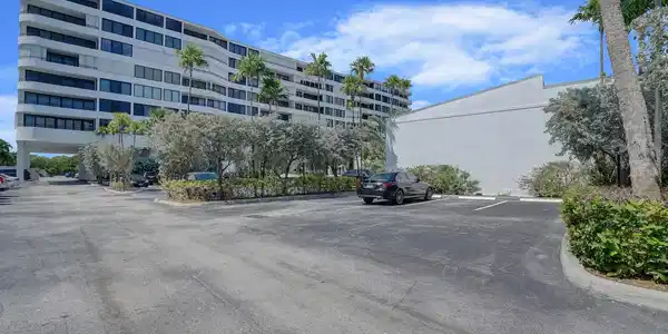 3589 S Ocean Boulevard