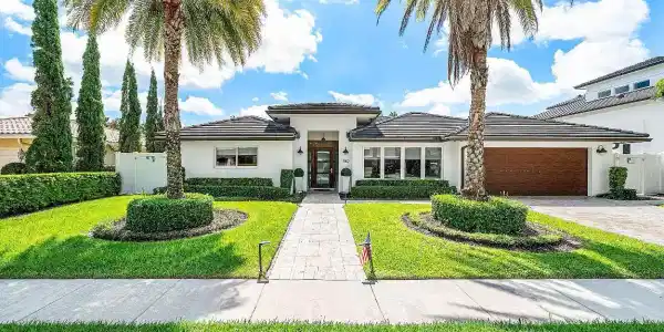 740 NE 36th Street