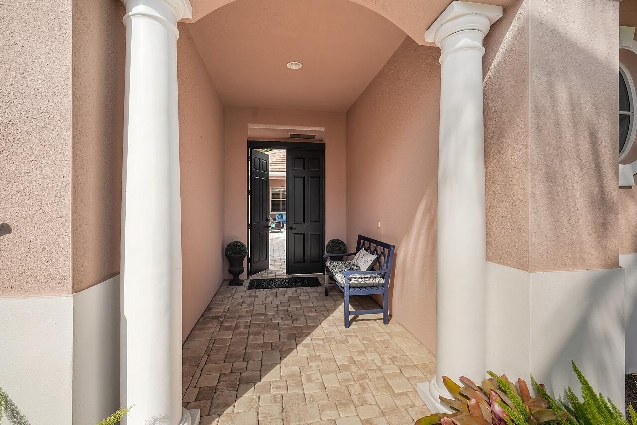 Image 3: Front Entry