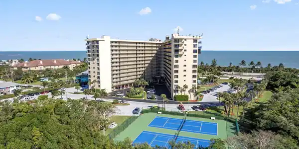 801 S Ocean Drive