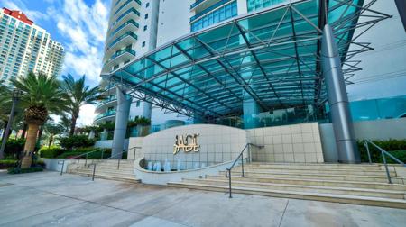 1331 Brickell Bay Dr