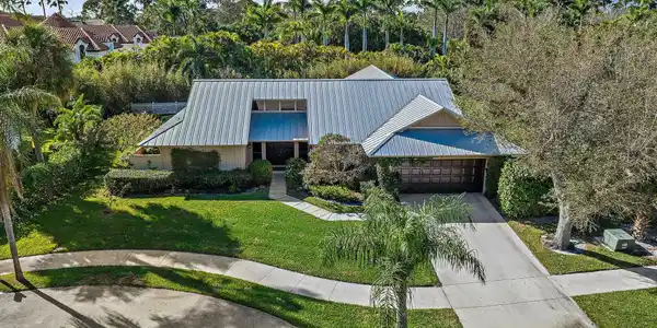 139 Pine Hill Trl W