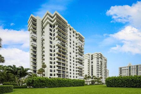 2001 N Ocean Boulevard