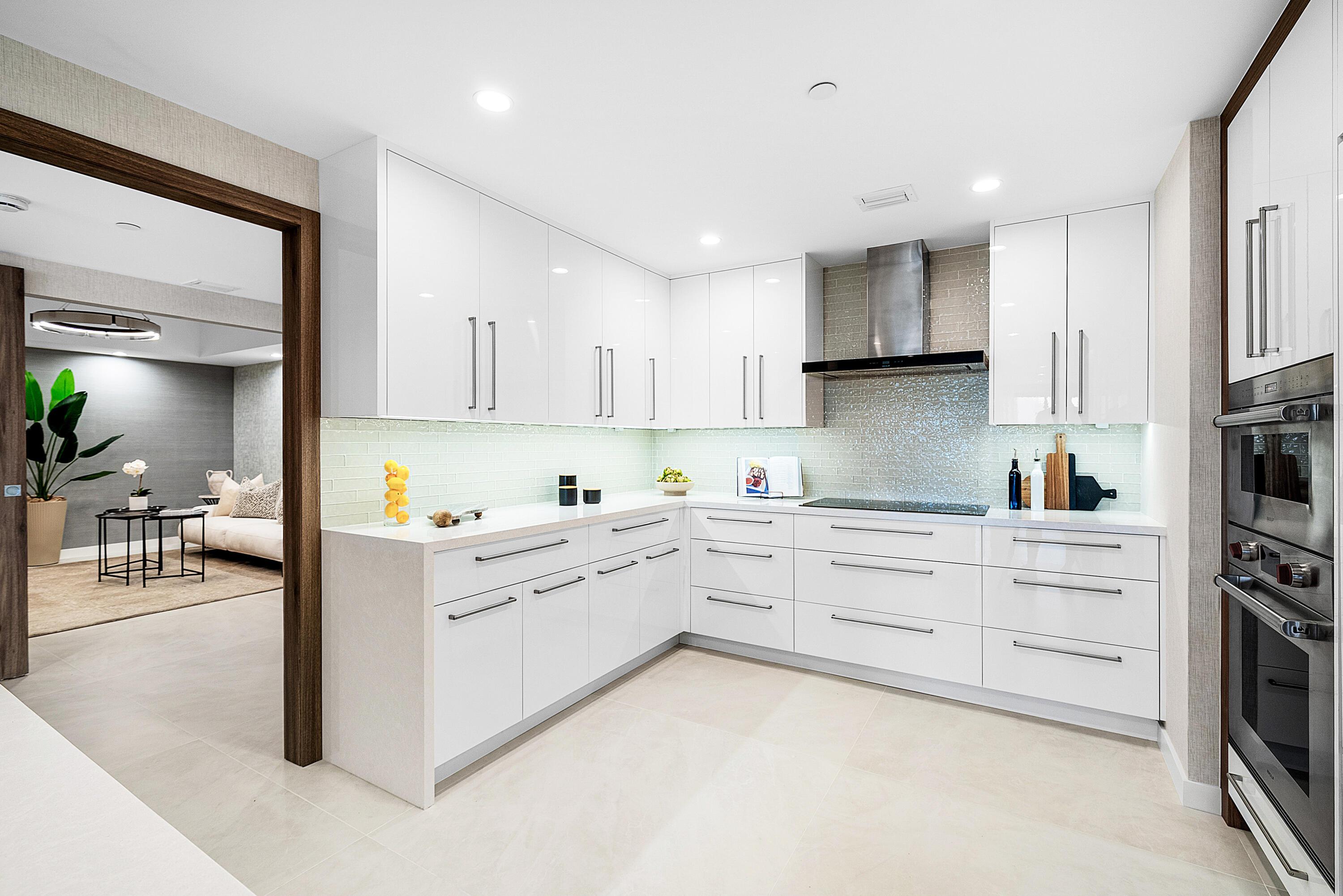 Image 4: 008-200EastPalmettoParkRoad-712-BocaRato