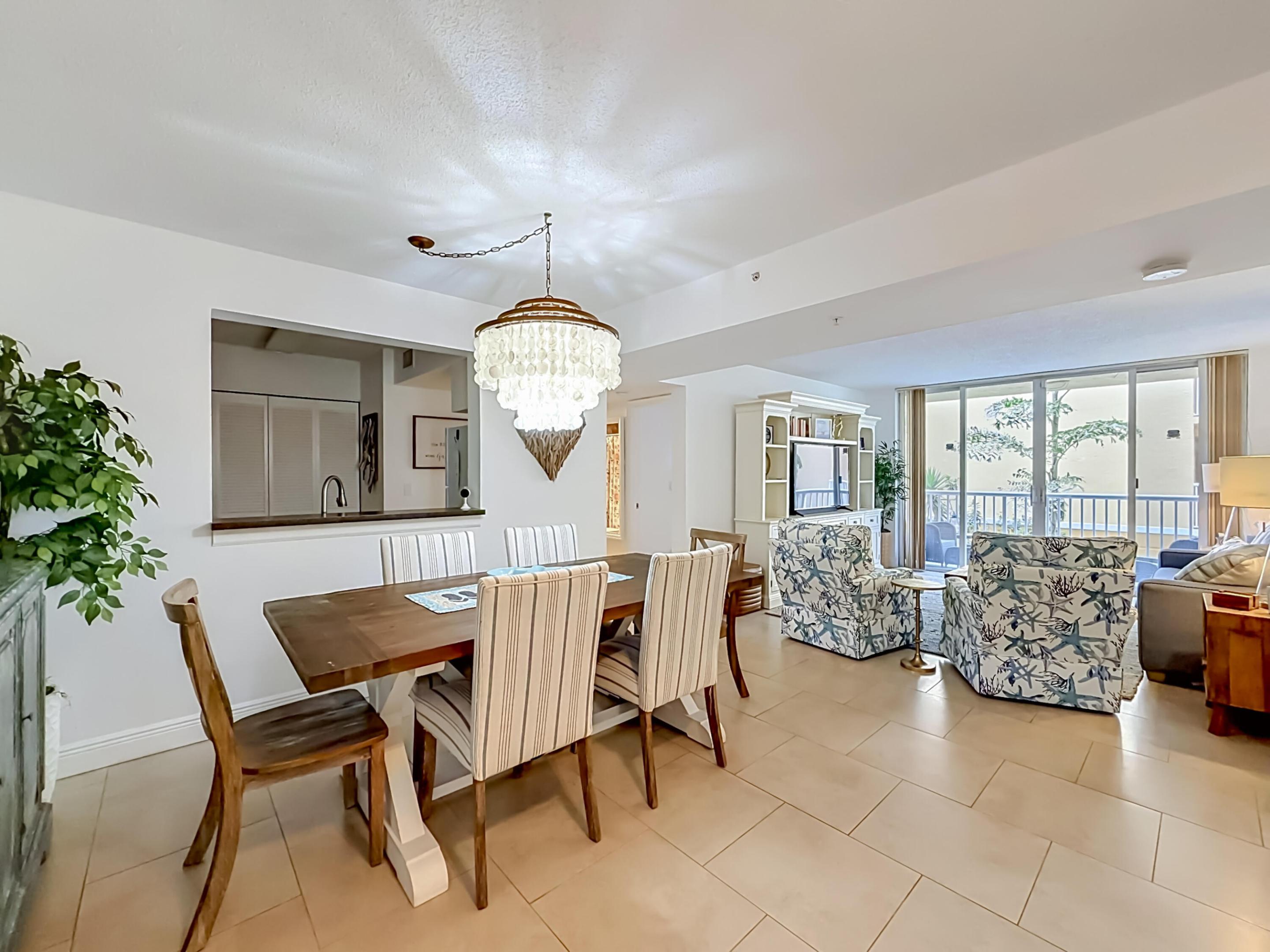 Image 3: 1341 SE 3rd Avenue #210-11