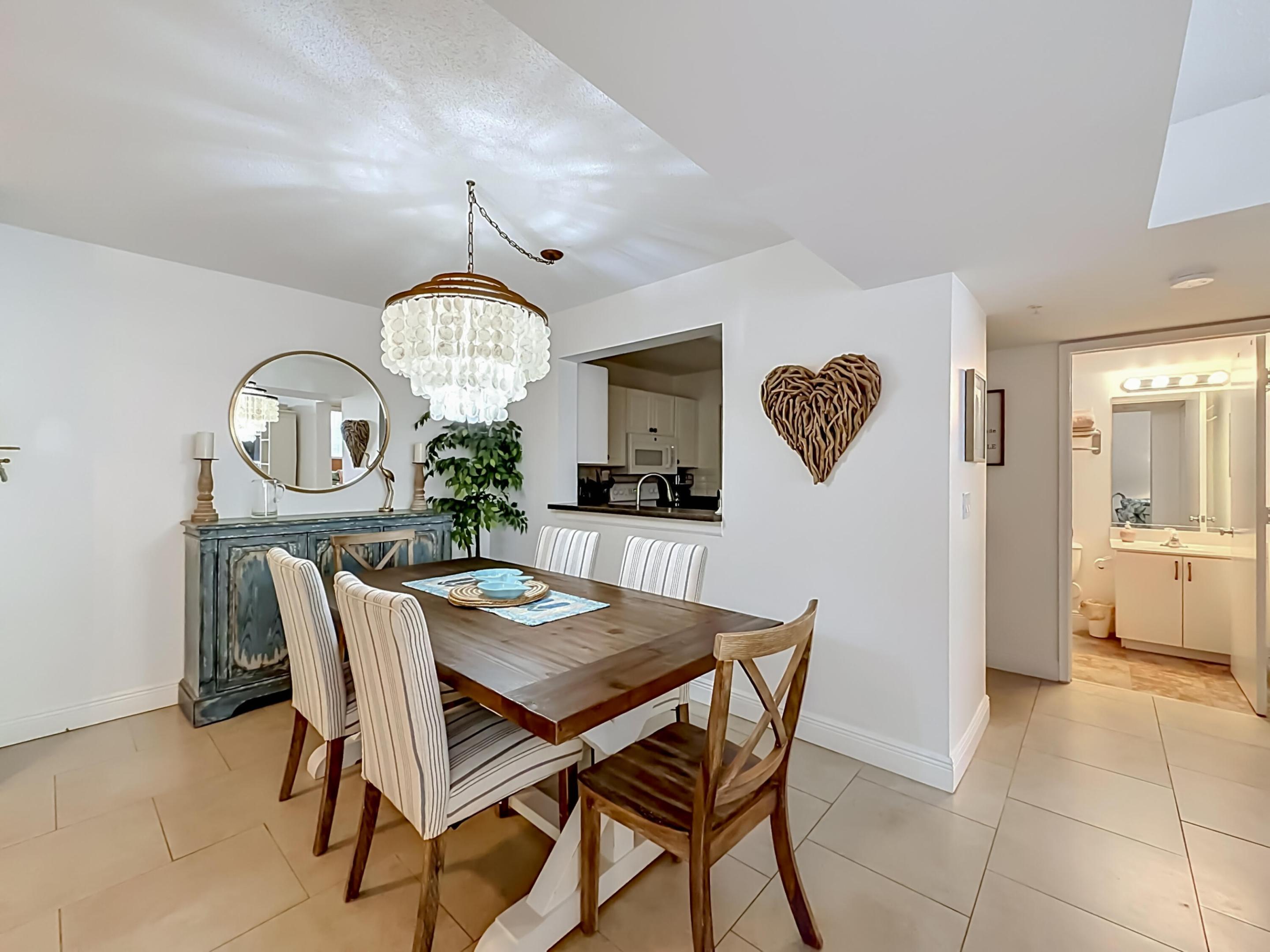 Image 4: 1341 SE 3rd Avenue #210-14