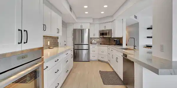 Image 4: High end appliances