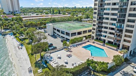 5600 N Flagler Drive