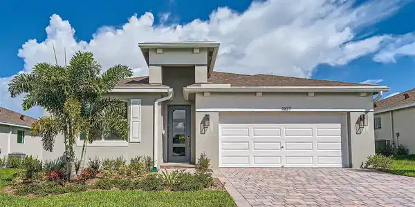 1907 NE Ocean Dunes Drive