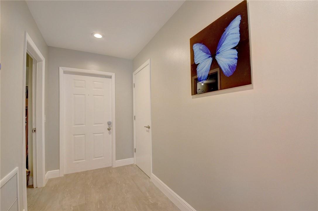 Image 3: Photo 3