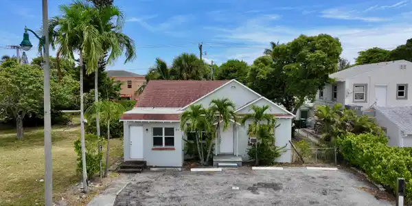 Image 3: DJI_20260826005458_0870_D