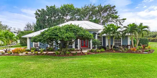 5683 SW Orchid Bay Drive