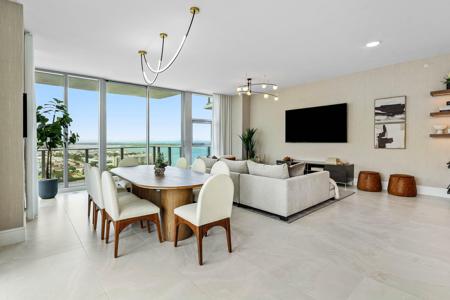 220 Lake Shore Drive