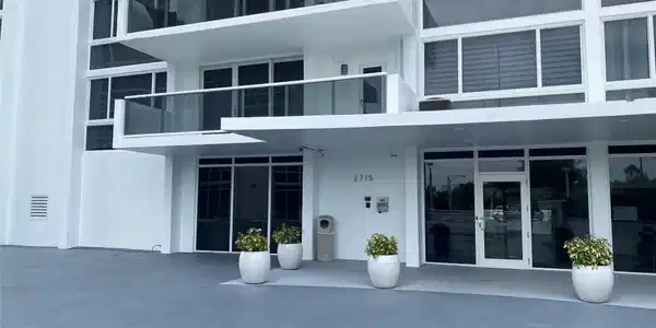 2715 N Ocean Blvd