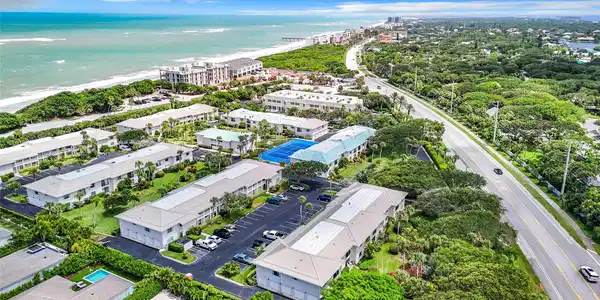 5100 Highway A1A