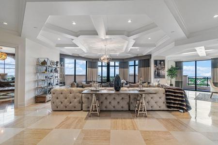 200 E Palmetto Park Road