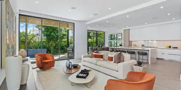 1068 Del Harbour Drive