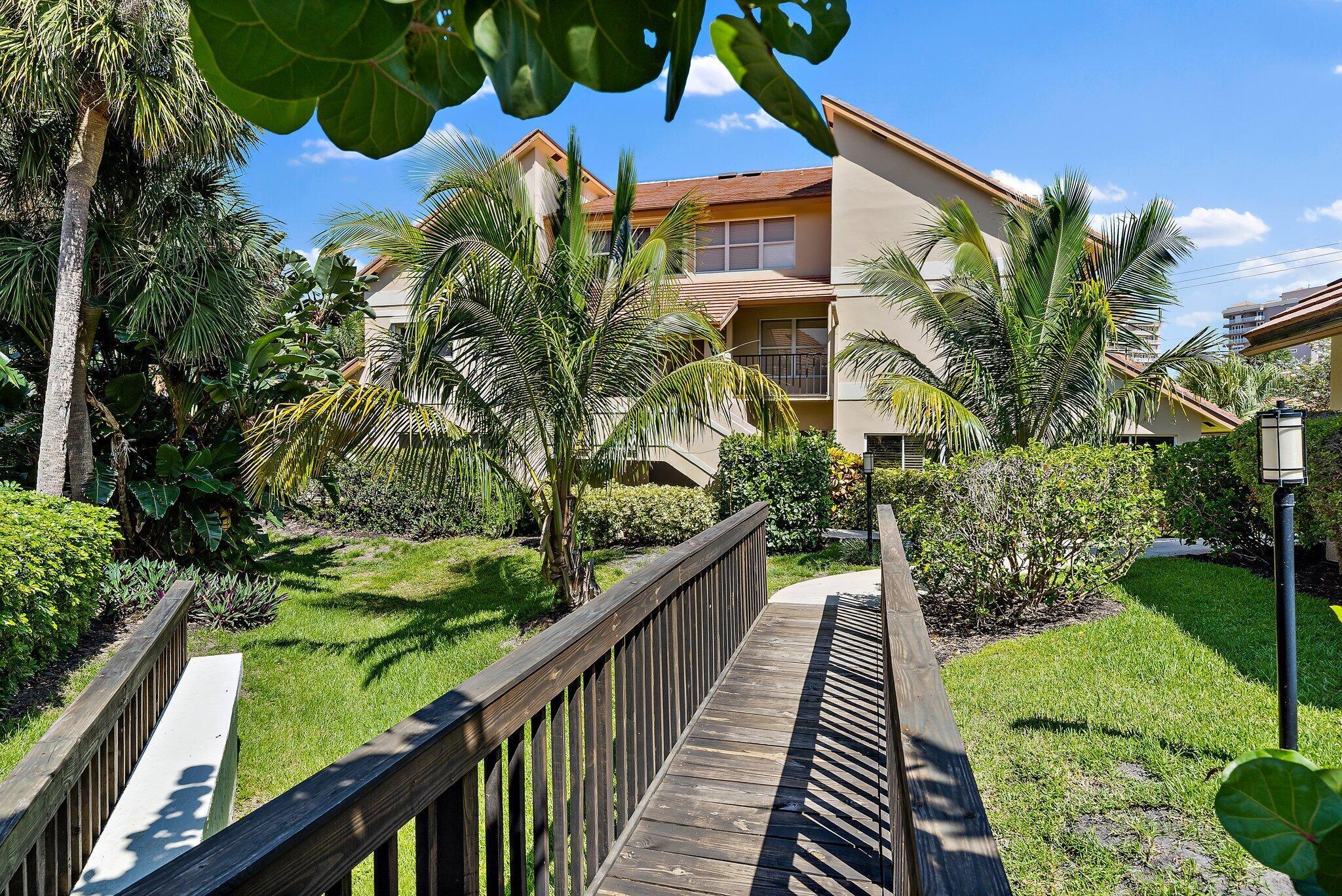 Image 4: Boardwalk