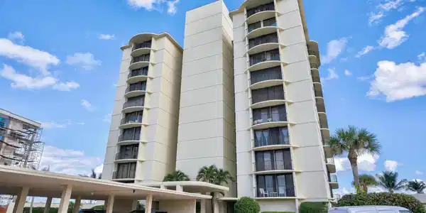 200 Beach Road