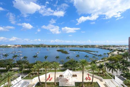 525 S Flagler Drive
