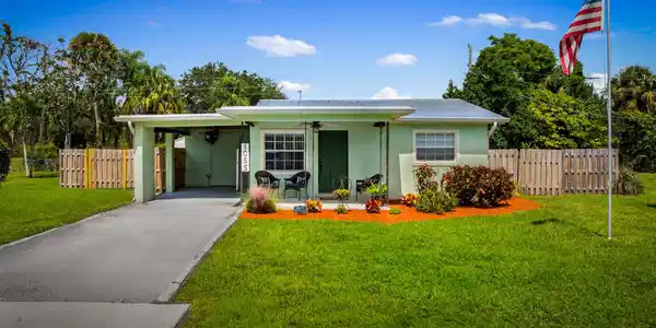 1055 SW All American Boulevard