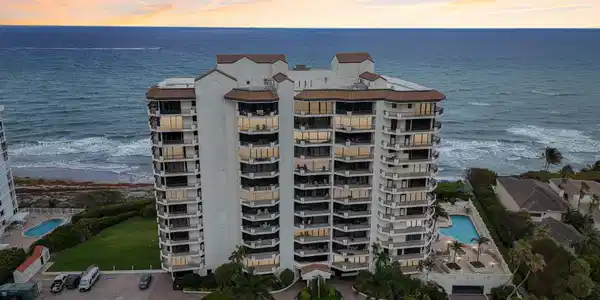 800 Ocean Drive