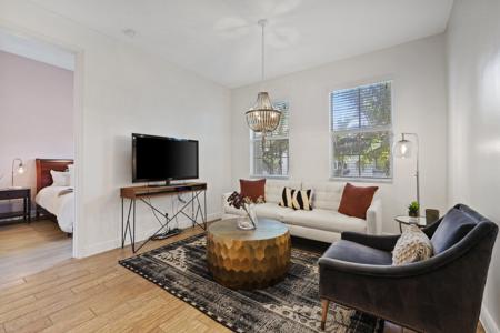 3105 Waterside Circle