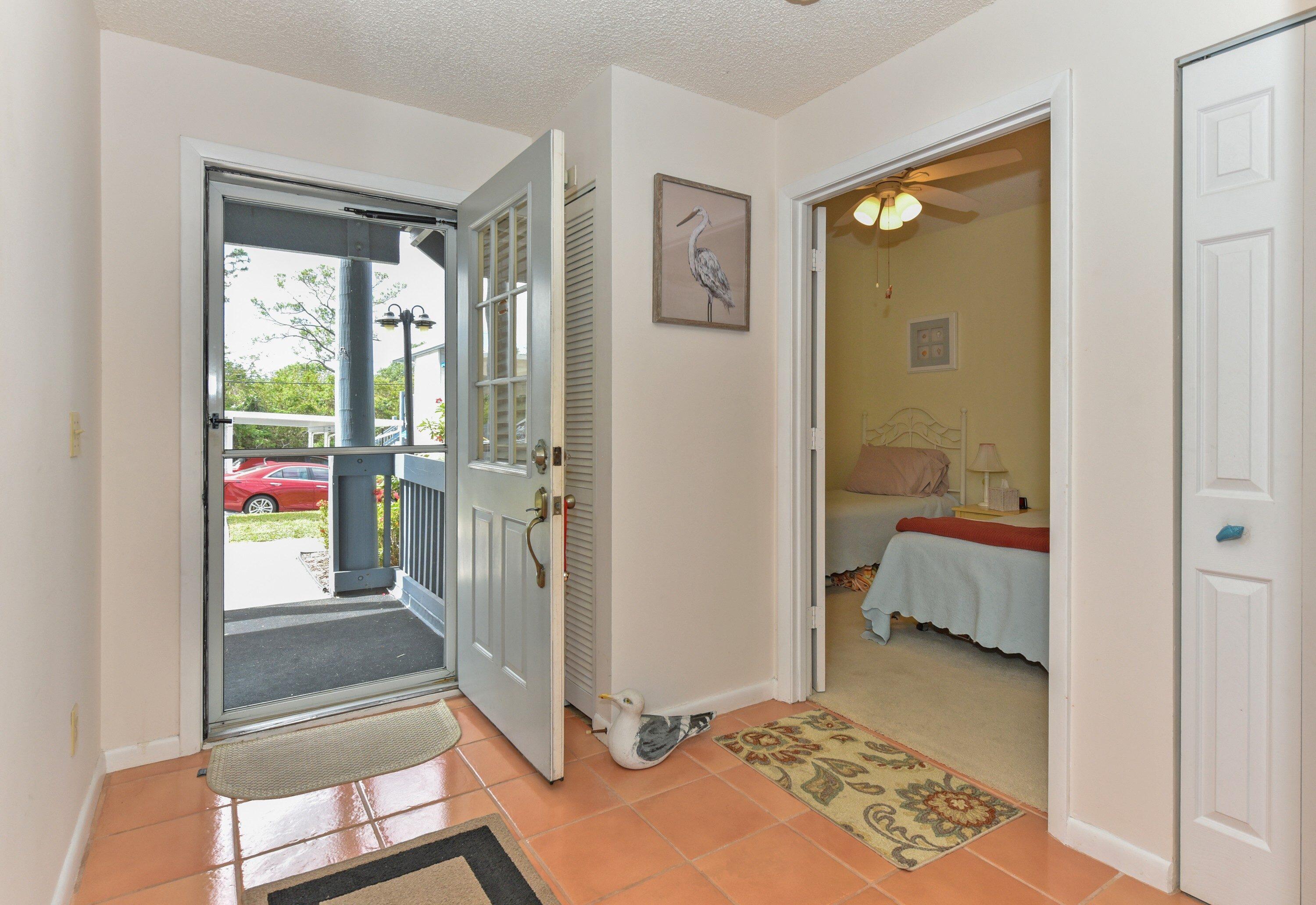 Image 4: 1637 NE Nautical Pl Jensen-print-004-011