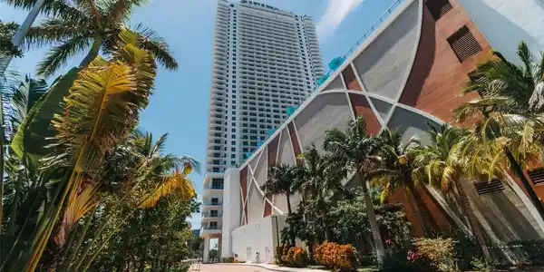4010 S Ocean Drive