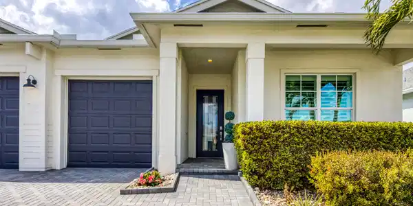Image 3: Front of Home