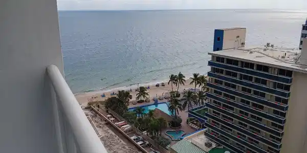 4100 Galt Ocean Dr