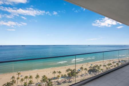 151 N Seabreeze Blv