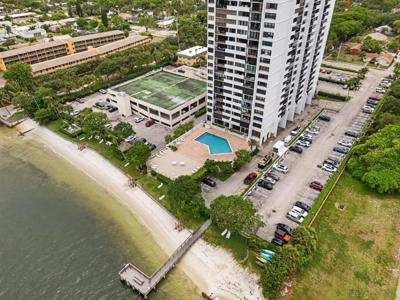 5600 N Flagler Drive