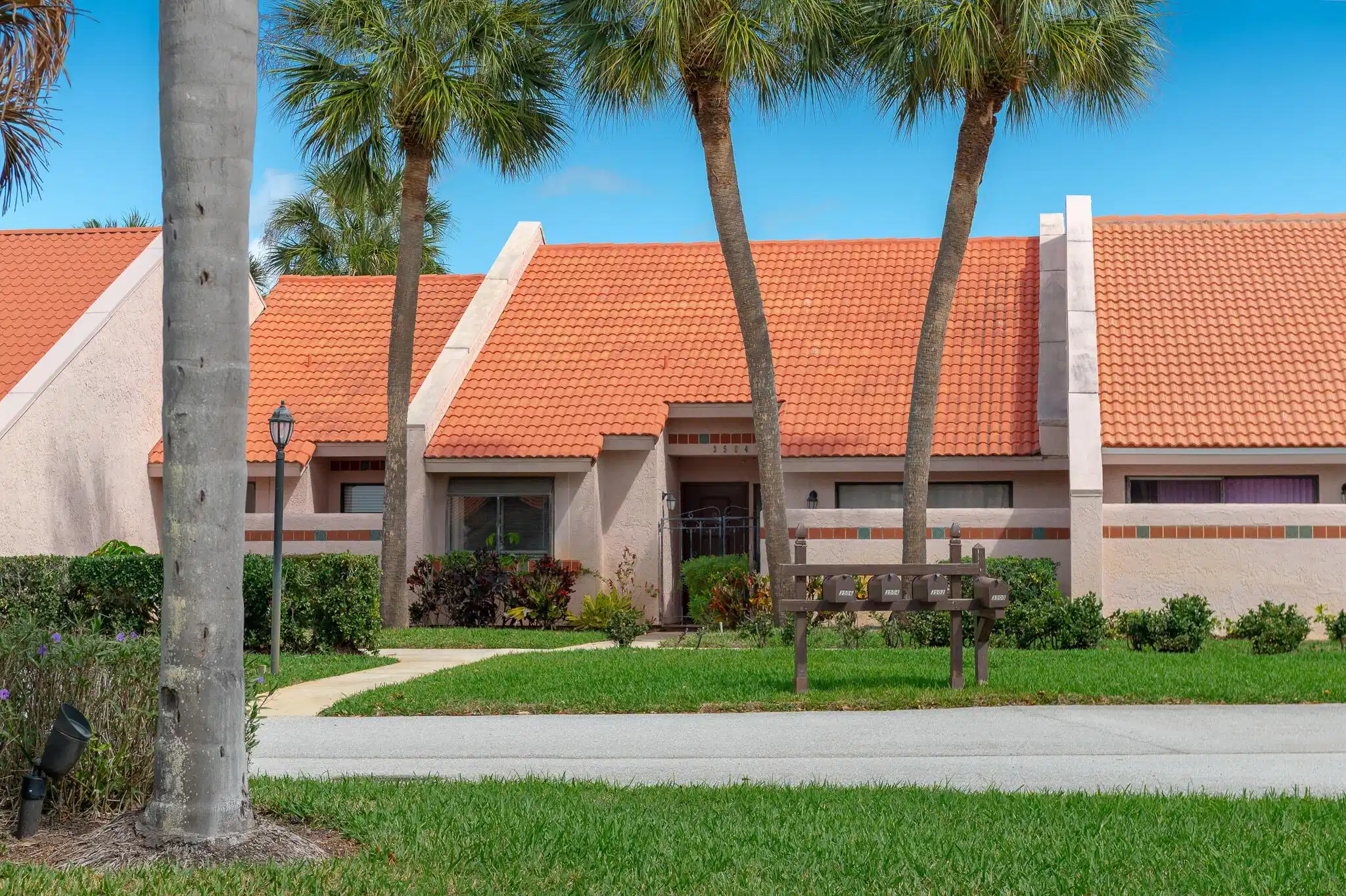 Image 1: 3504_SE_Sandpiper_Ct_Port_St_Lucie_FL_34