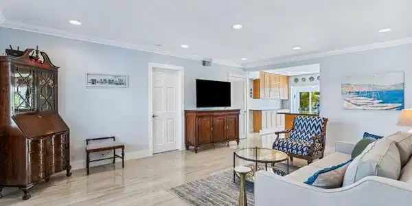 1024 Bel Air Drive