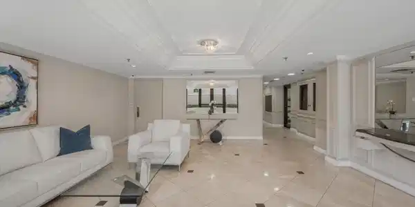 Image 4: Building Lobby