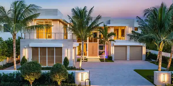 Image 3: 336_Coconut_Palm_Road_Dusk_18