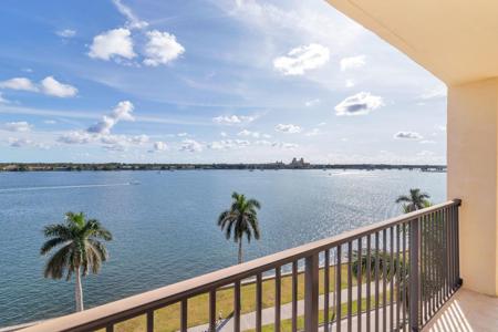 1801 N Flagler Drive