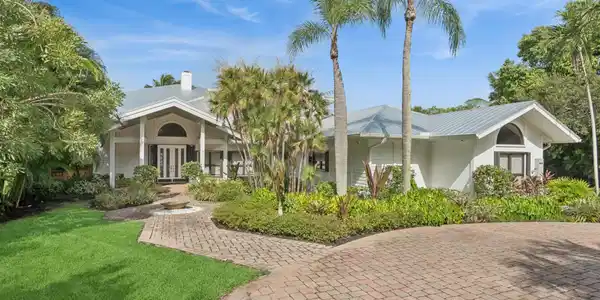 20 Riverview Drive