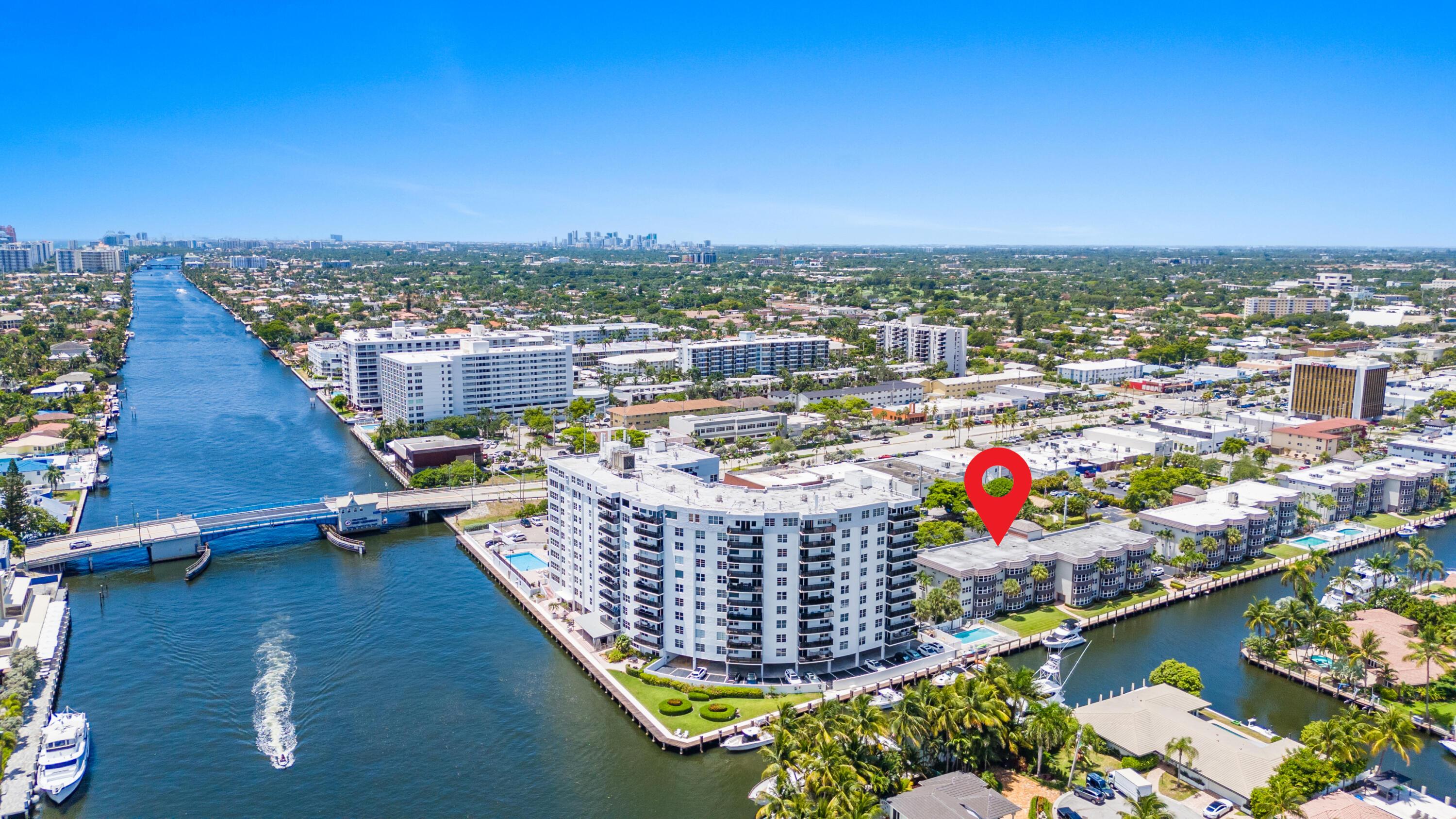 Image 1: COASTAL LIVING AT ITS BEST FOR BEACH & BOAT LOVERS