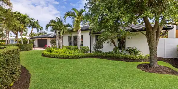530 Middle River Drive
