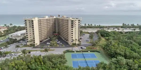 801 S Ocean Drive