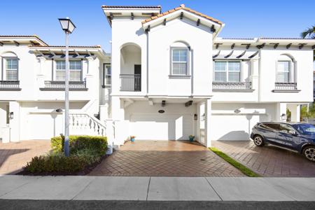 3117 Waterside Circle