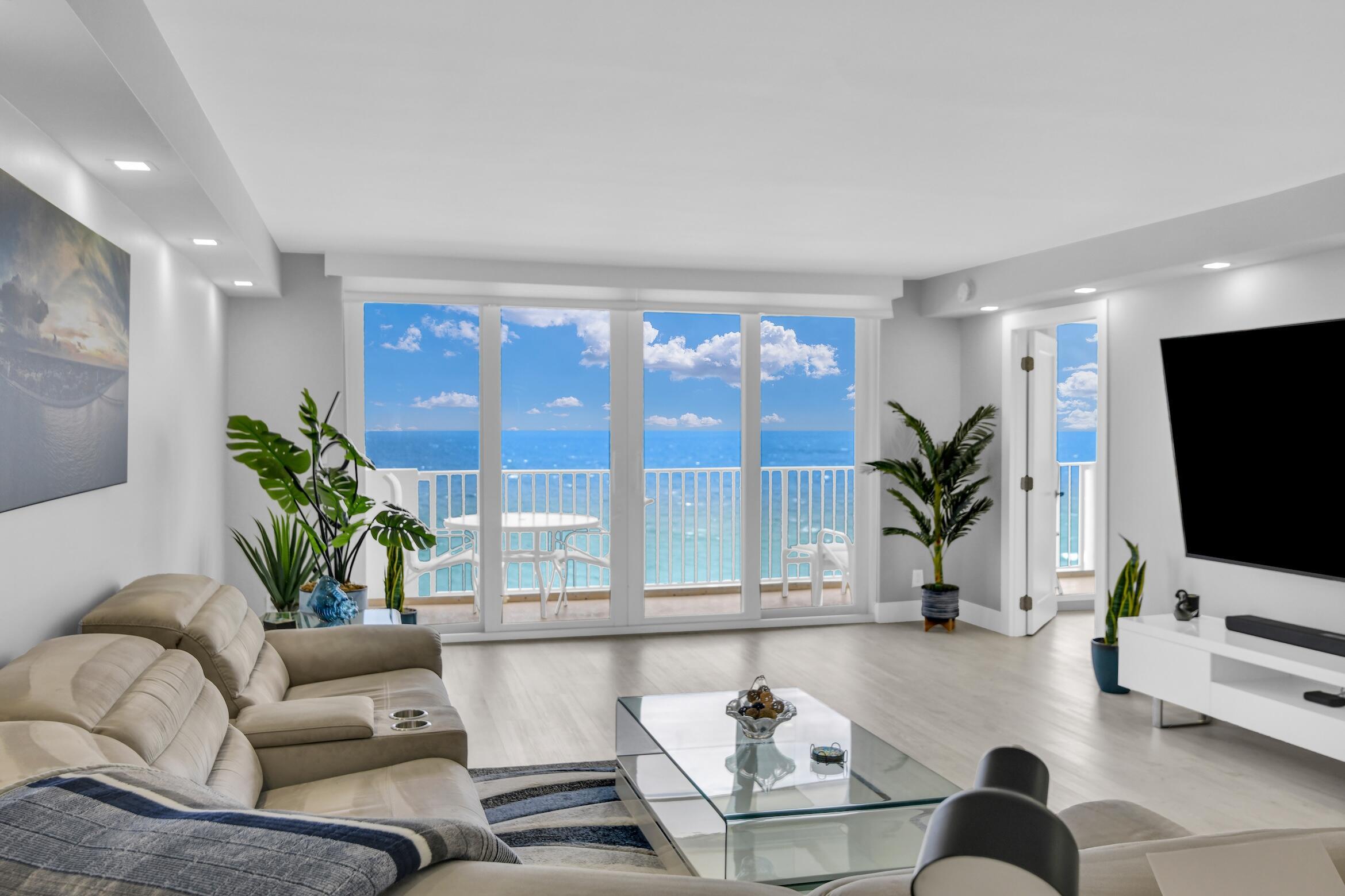 Image 3: Living room