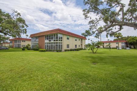 61 Woodland Drive