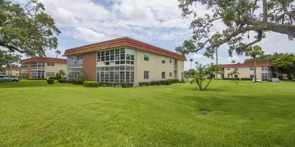 61 Woodland Drive
